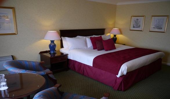 Urban Hotel Грантем Экстерьер фото